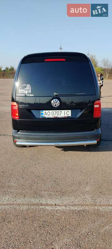 Минивэн Volkswagen Caddy 2016 в Ужгороде