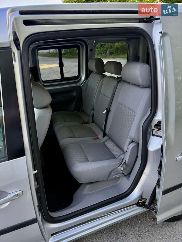 Минивэн Volkswagen Caddy 2009 в Шепетовке