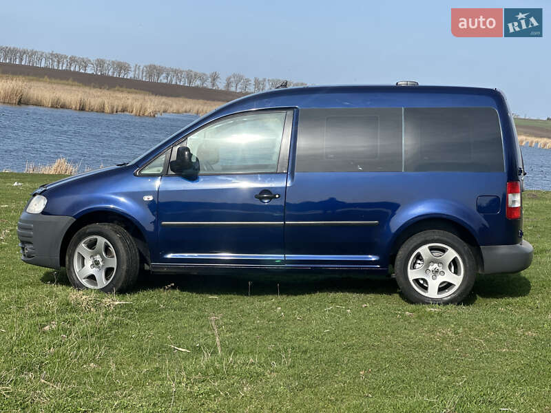 Минивэн Volkswagen Caddy 2009 в 