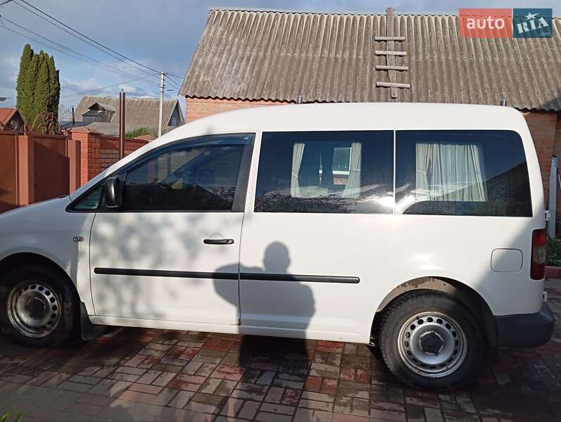 Минивэн Volkswagen Caddy 2008 в Полтаве