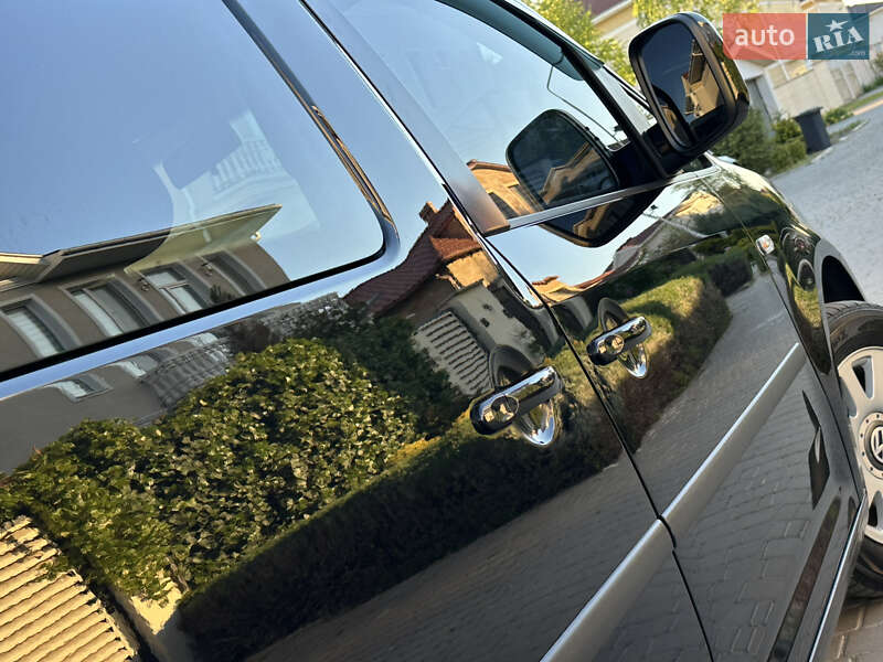 Мінівен Volkswagen Caddy 2012 в Одесі