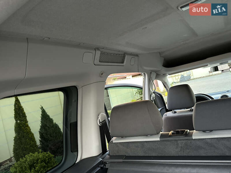 Мінівен Volkswagen Caddy 2012 в Одесі
