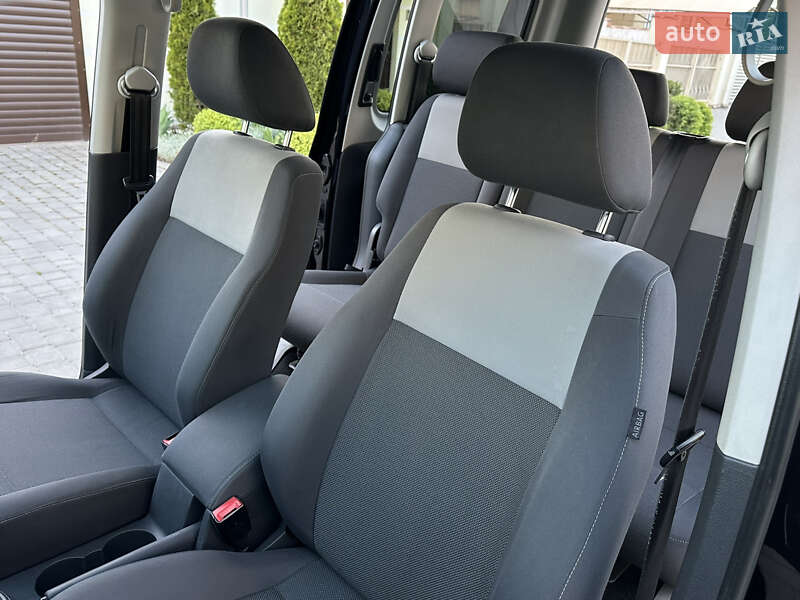 Мінівен Volkswagen Caddy 2012 в Одесі