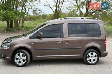 Минивэн Volkswagen Caddy 2011 в 