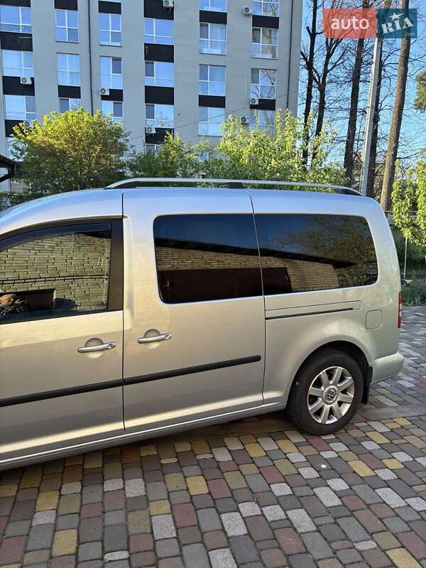 Минивэн Volkswagen Caddy 2012 в Киеве