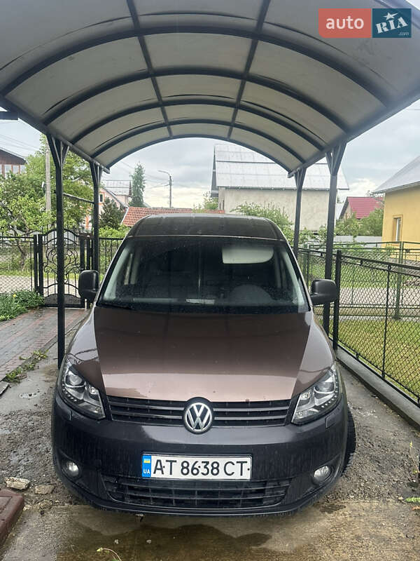 Вантажний фургон Volkswagen Caddy 2014 в 