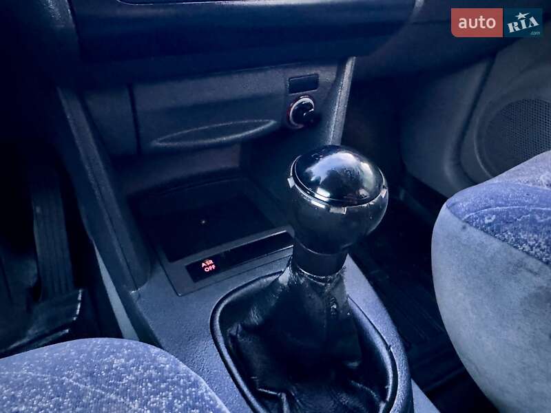 Минивэн Volkswagen Caddy 2007 в Одессе фото 57 Минивэн Volkswagen Caddy 2007 в Одессе