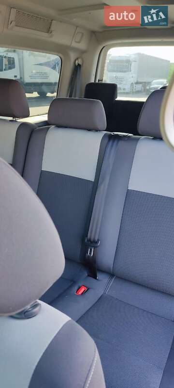 Мінівен Volkswagen Caddy 2014 в Мукачевому