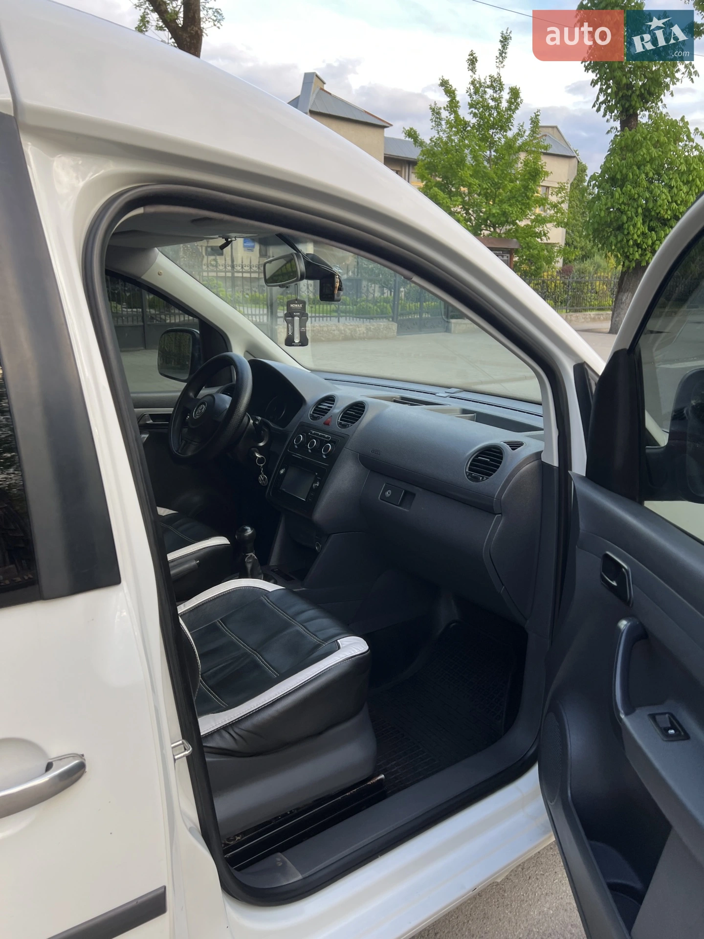 2011 Volkswagen Caddy - мініатюра 6