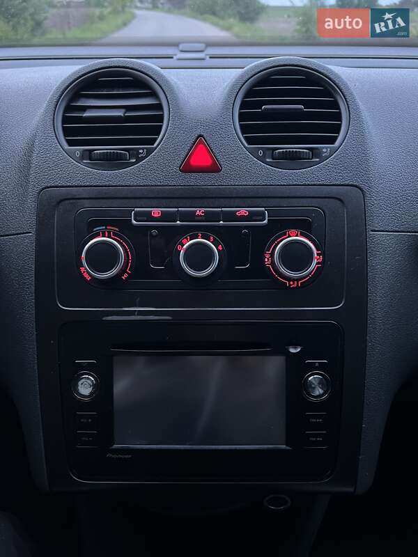 Мінівен Volkswagen Caddy 2011 в Бродах