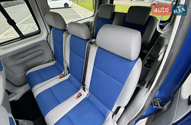 Мінівен Volkswagen Caddy 2010 в 