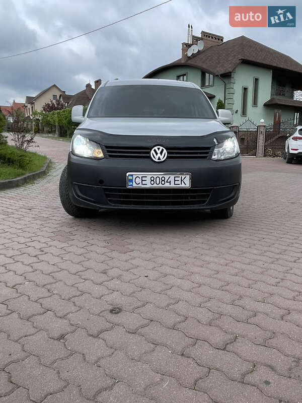 Volkswagen Caddy 2011