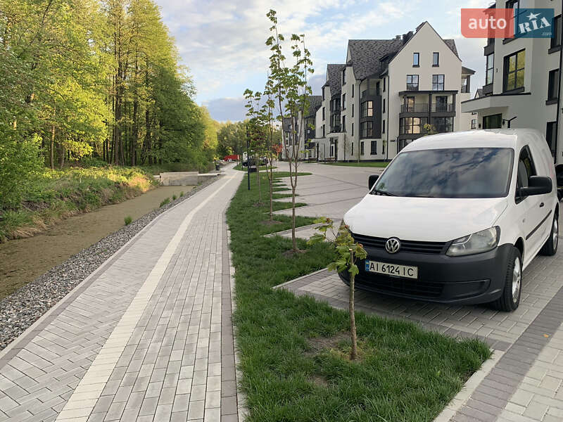 Минивэн Volkswagen Caddy 2012 в Киеве