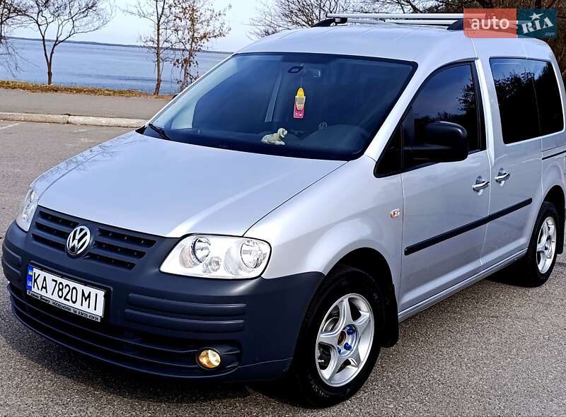 Минивэн Volkswagen Caddy 2009 в 