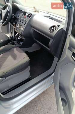Минивэн Volkswagen Caddy 2009 в 