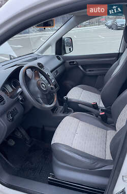 Грузовой фургон Volkswagen Caddy 2013 в 