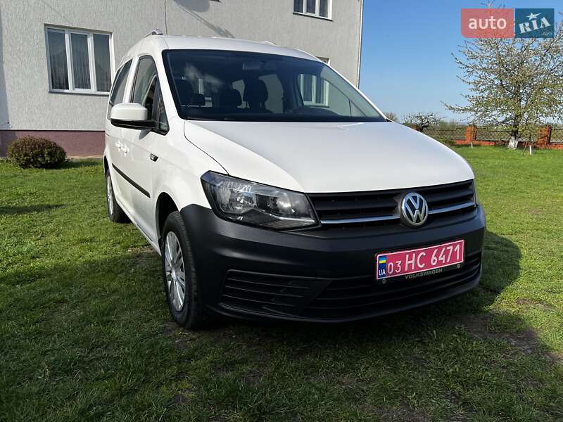 Минивэн Volkswagen Caddy 2016 в Черновцах