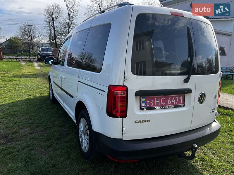 Минивэн Volkswagen Caddy 2016 в Черновцах