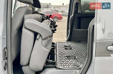 Мінівен Volkswagen Caddy 2011 в 