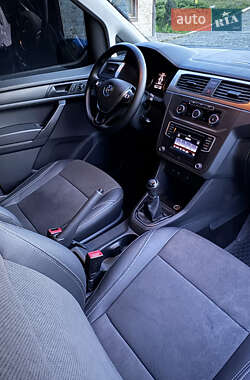 Грузопассажирский фургон Volkswagen Caddy 2015 в 