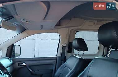Мінівен Volkswagen Caddy 2011 в 