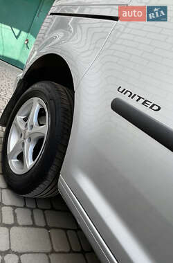 Мінівен Volkswagen Caddy 2008 в 