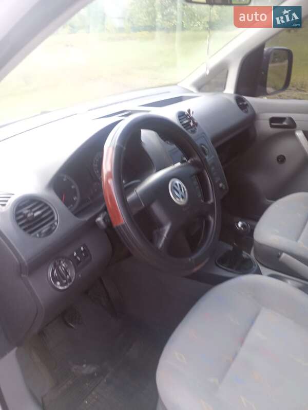 Мінівен Volkswagen Caddy 2004 в Кропивницькому
