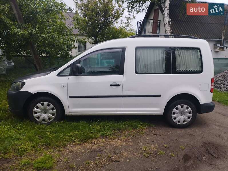 Минивэн Volkswagen Caddy 2012 в Киеве
