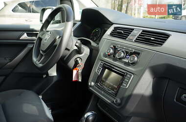 Минивэн Volkswagen Caddy 2020 в 