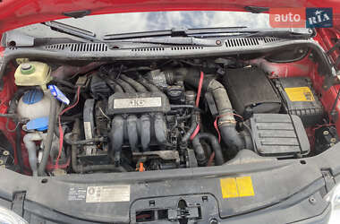 Минивэн Volkswagen Caddy 2009 в 