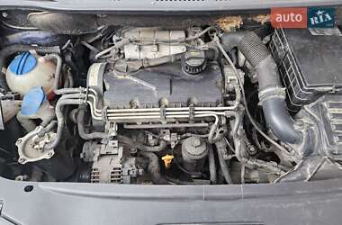 Минивэн Volkswagen Caddy 2004 в 