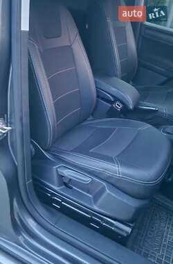 Мінівен Volkswagen Caddy 2016 в 