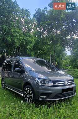 Мінівен Volkswagen Caddy 2016 в 