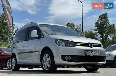 Минивэн Volkswagen Caddy 2015 в 