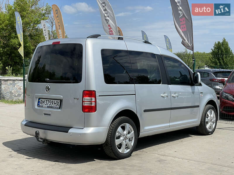 Минивэн Volkswagen Caddy 2015 в Бердичеве