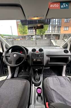 Минивэн Volkswagen Caddy 2010 в 