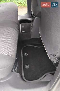 Минивэн Volkswagen Caddy 2012 в 