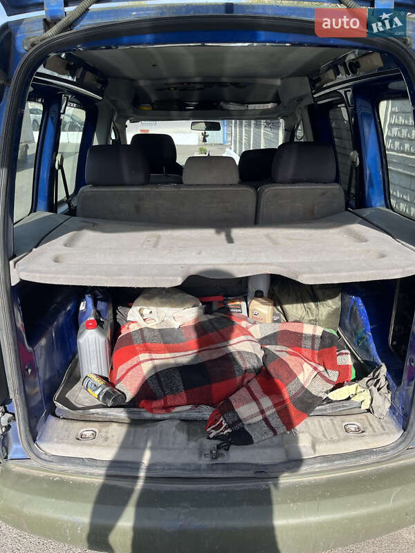 Минивэн Volkswagen Caddy 2006 в Киеве
