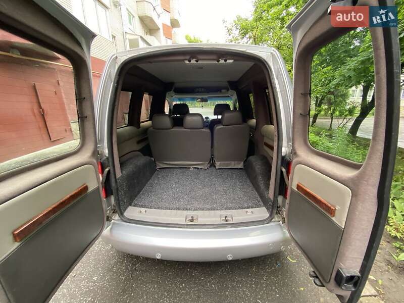 Минивэн Volkswagen Caddy 2010 в Тернополе