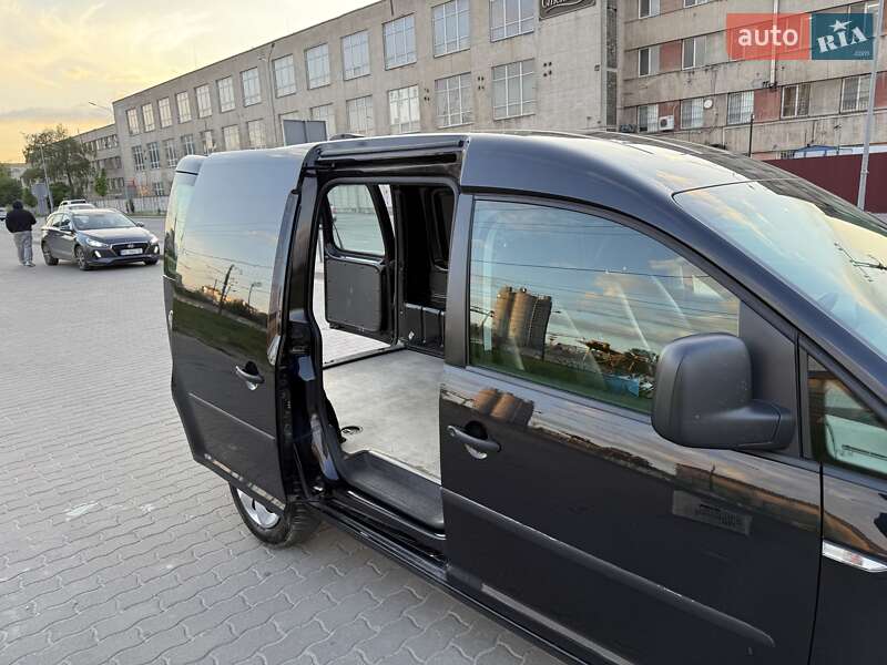 Вантажний фургон Volkswagen Caddy 2019 в Львові
