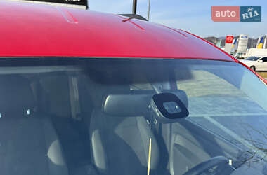 Минивэн Volkswagen Caddy 2013 в 