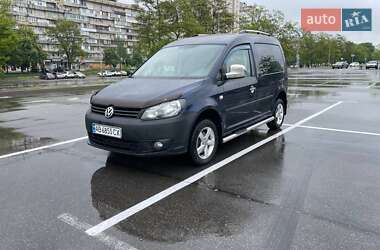 Минивэн Volkswagen Caddy 2011 в Киеве