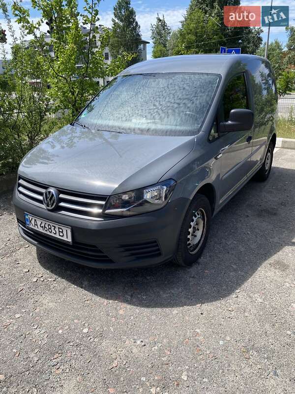 Грузовой фургон Volkswagen Caddy 2016 в Киеве