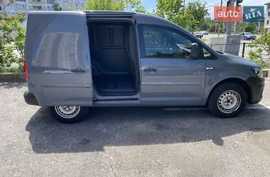 Грузовой фургон Volkswagen Caddy 2016 в 