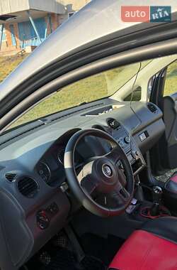 Минивэн Volkswagen Caddy 2014 в 
