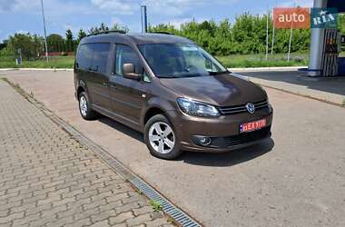 Минивэн Volkswagen Caddy 2013 в Нововолынске