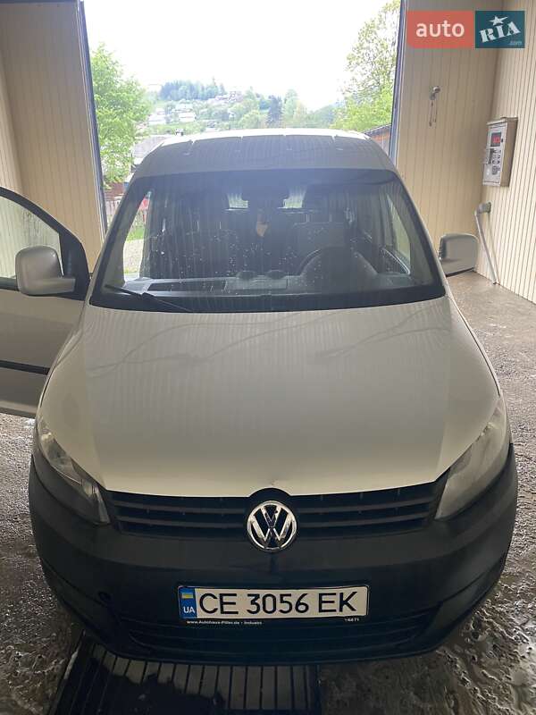 Мінівен Volkswagen Caddy 2013 в Путилі
