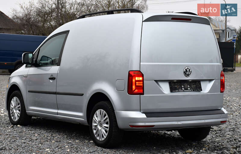 Вантажний фургон Volkswagen Caddy 2018 в Дрогобичі