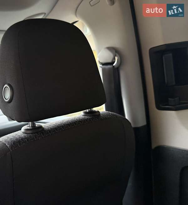 Минивэн Volkswagen Caddy 2017 в Львове