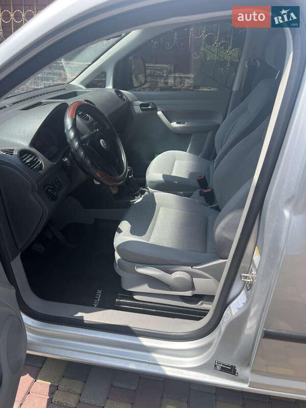 Минивэн Volkswagen Caddy 2008 в Костополе